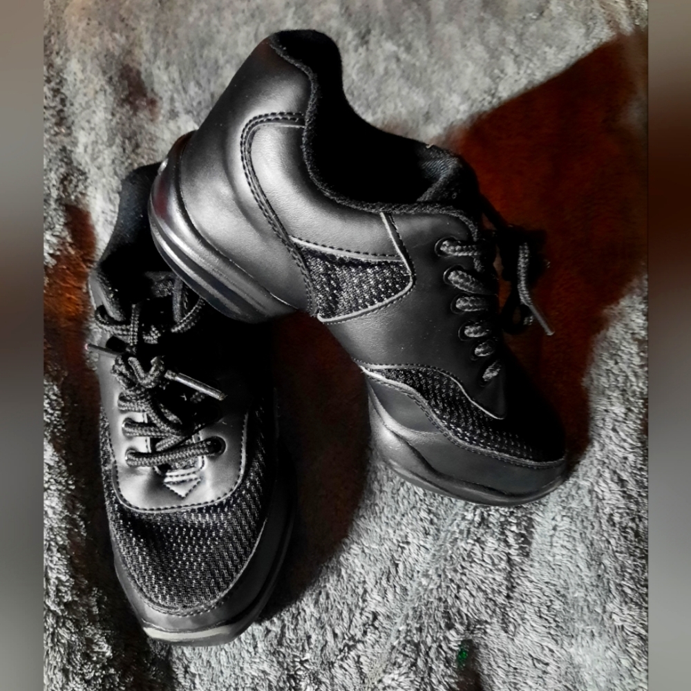 Hip-hop shoes